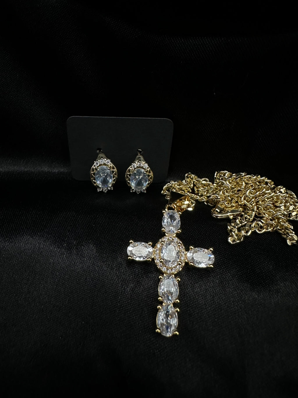 Diamond Cross Set
