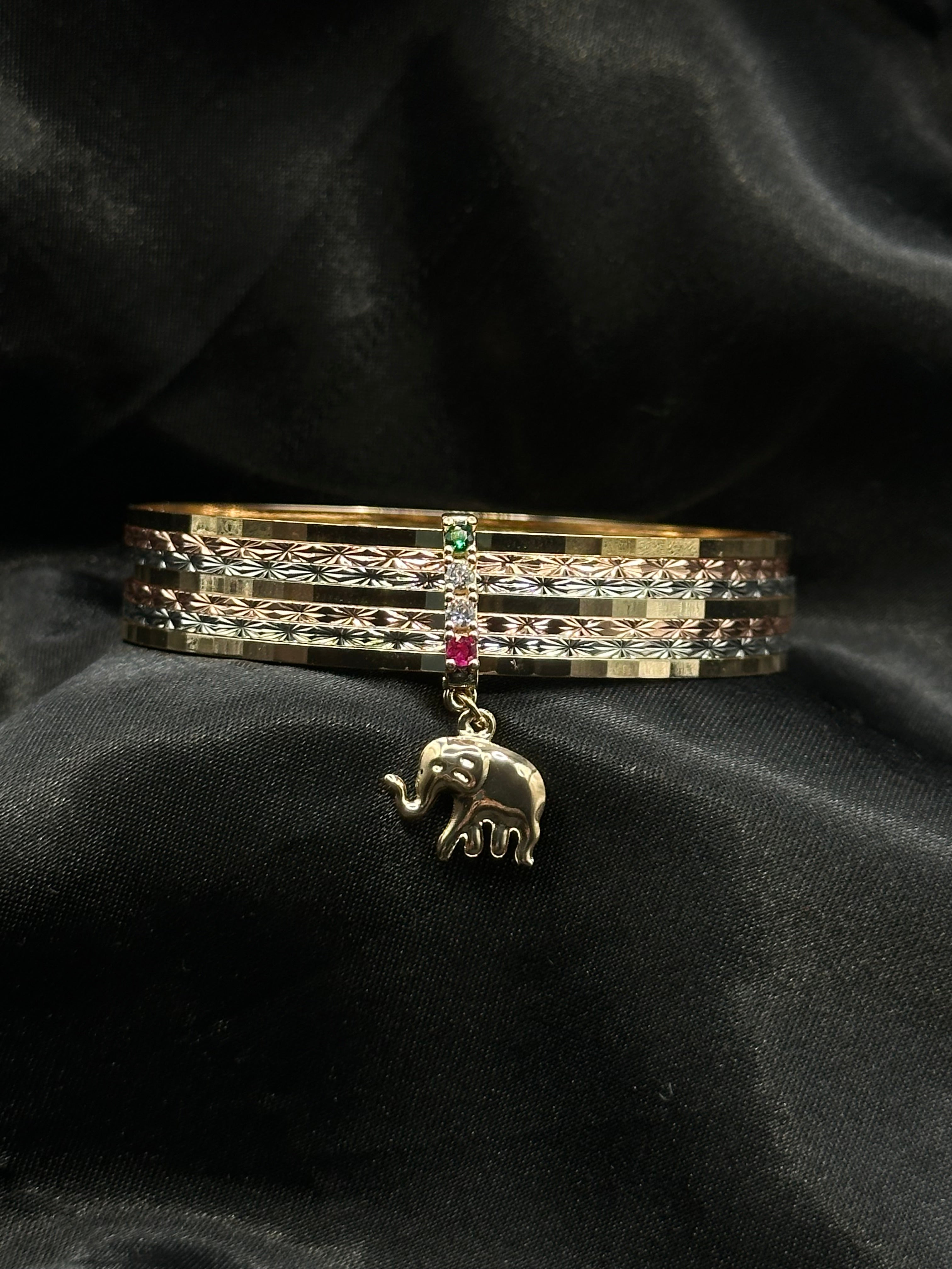 Elephant Semanario Bangle