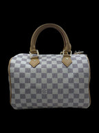 Checkered Speedy