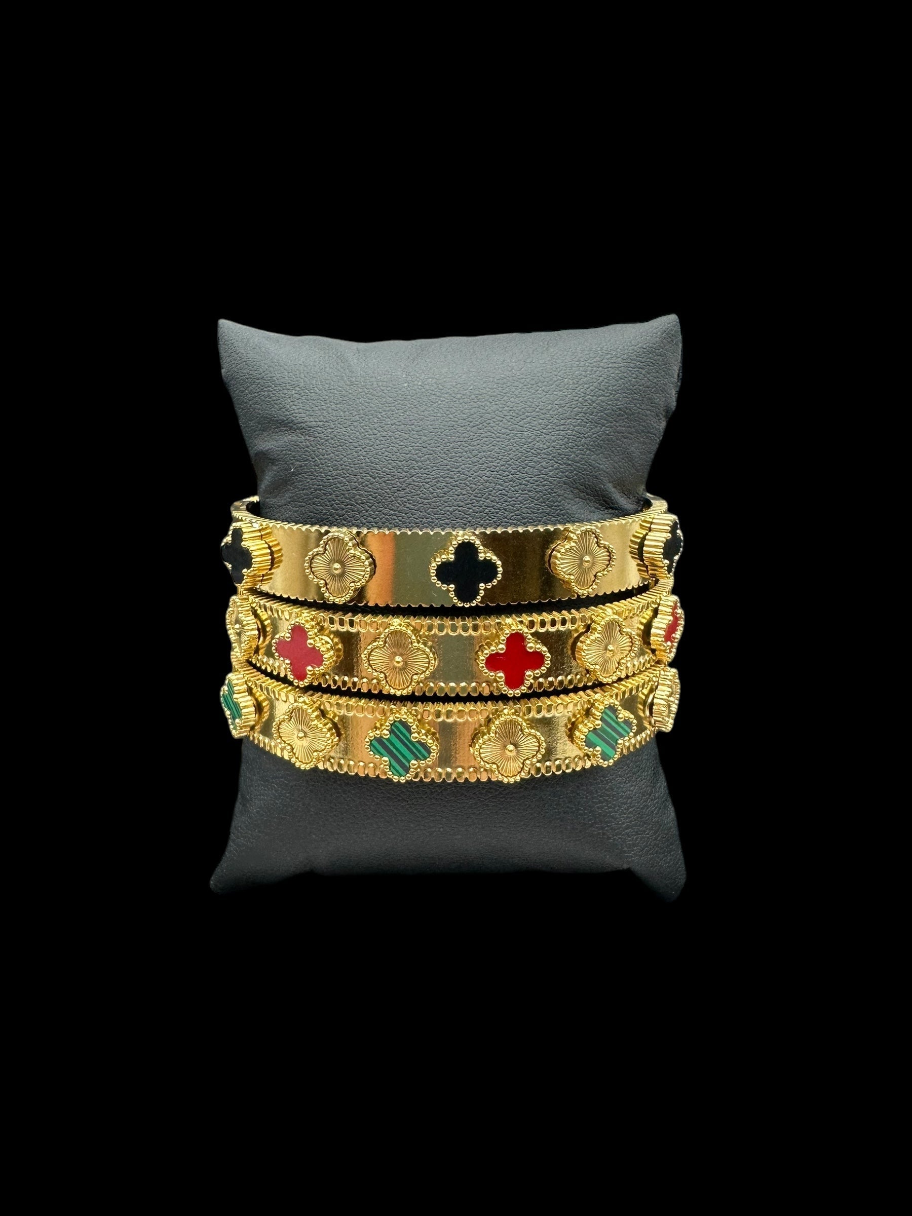 Clover Bangle Bracelet