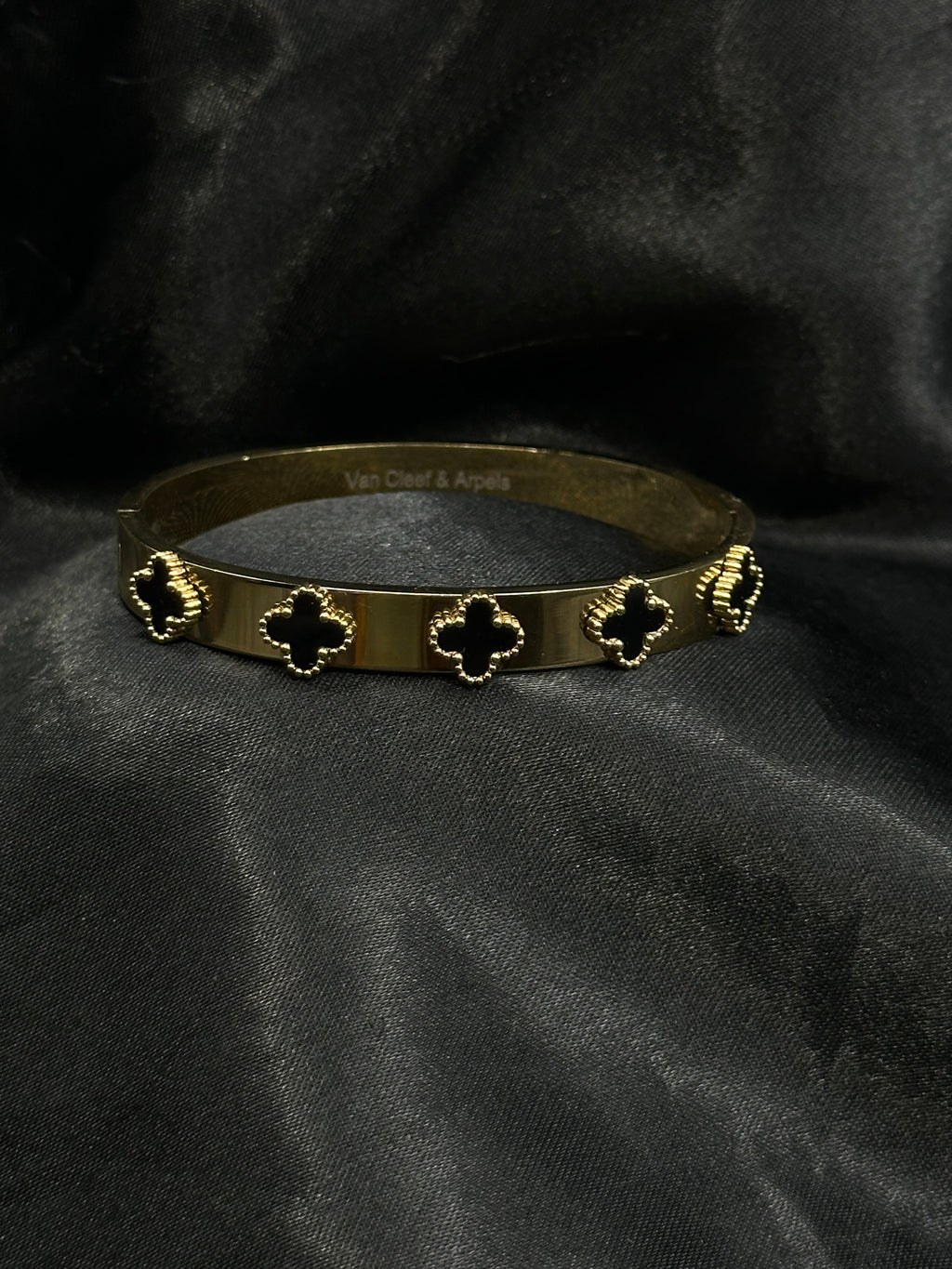 Clover Bangle Bracelet
