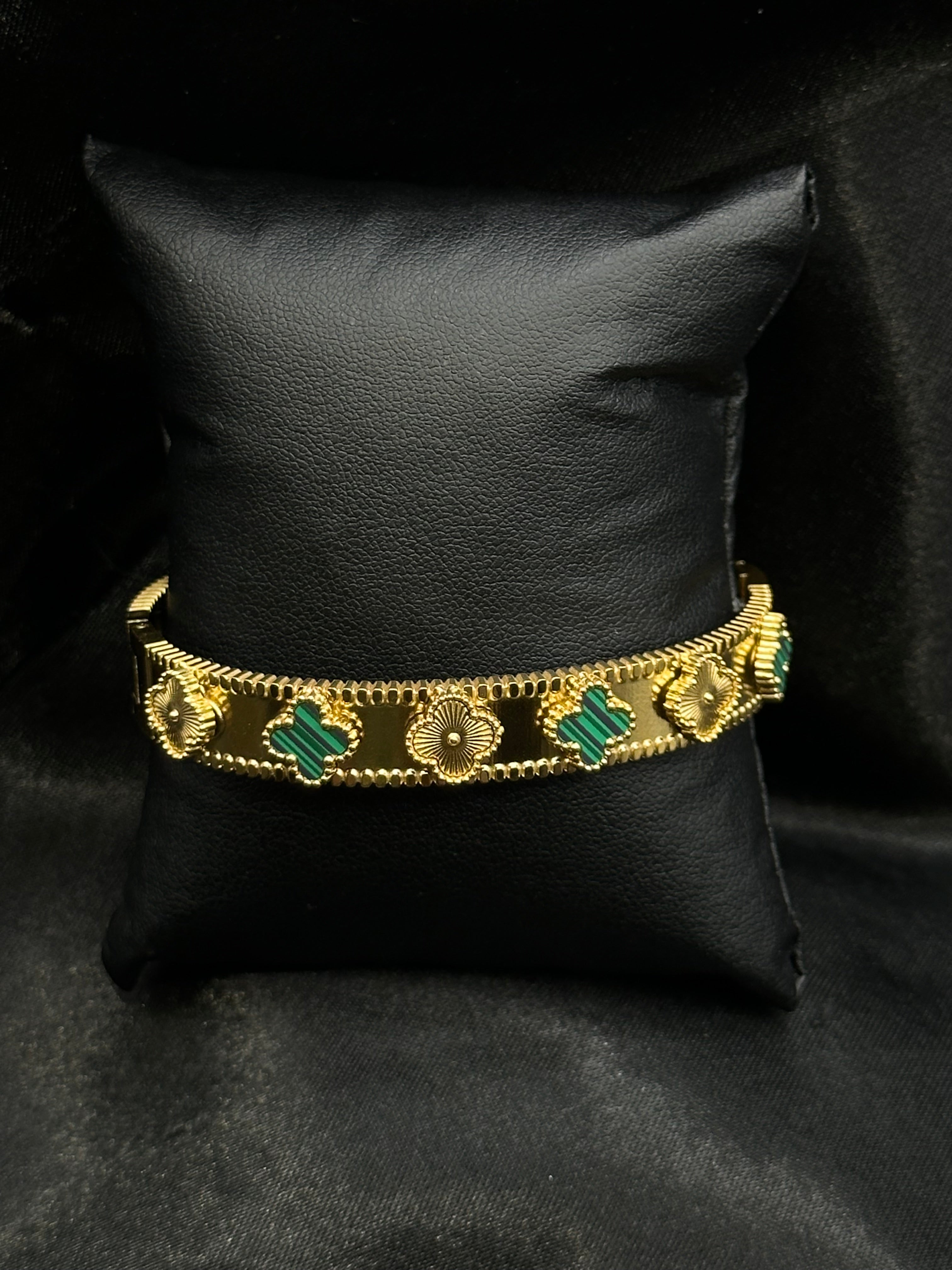 Clover Bangle Bracelet